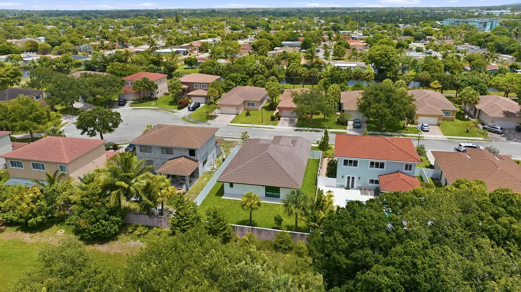 4530 NW 36th Court Fort Lauderdale FL 33319