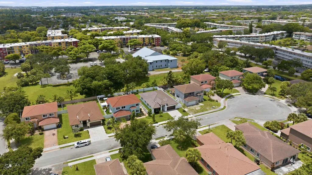4530 NW 36th Court Fort Lauderdale FL 33319
