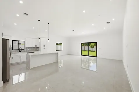 4530 NW 36th Court Fort Lauderdale FL 33319