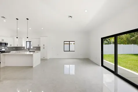 4530 NW 36th Court Fort Lauderdale FL 33319