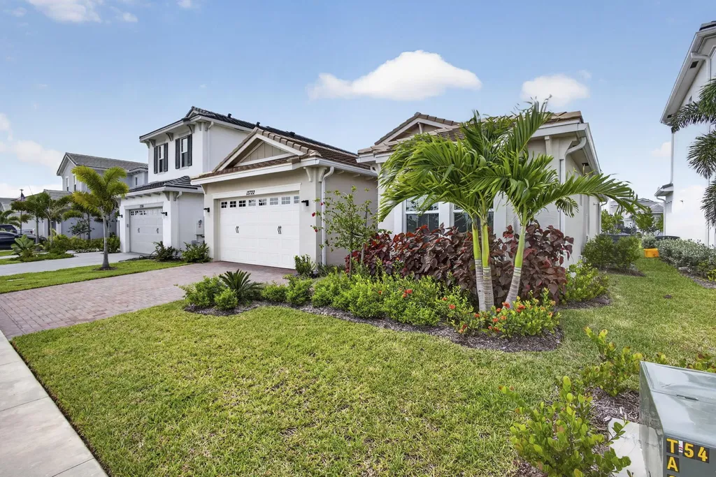 13722 Spruce Pine Drive Westlake FL 33470