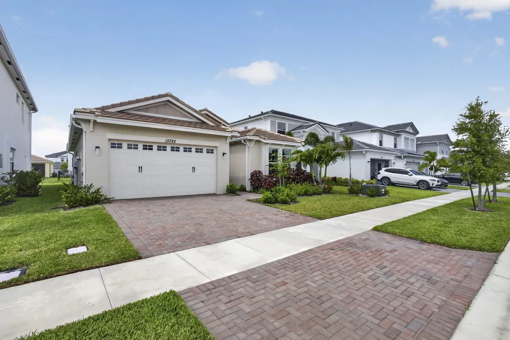 13722 Spruce Pine Drive Westlake FL 33470