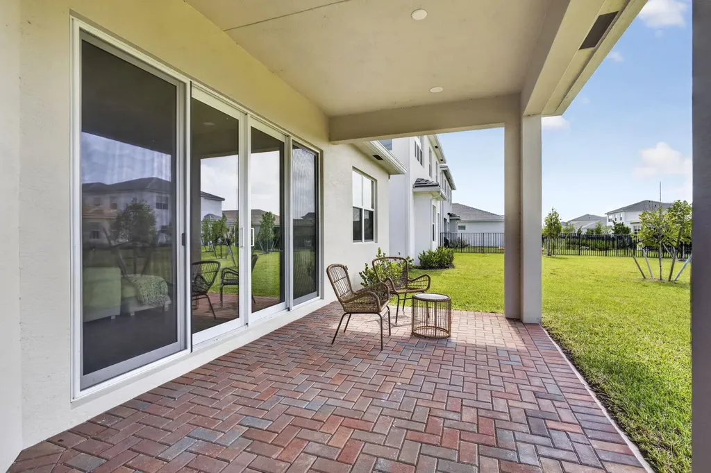 13722 Spruce Pine Drive Westlake FL 33470
