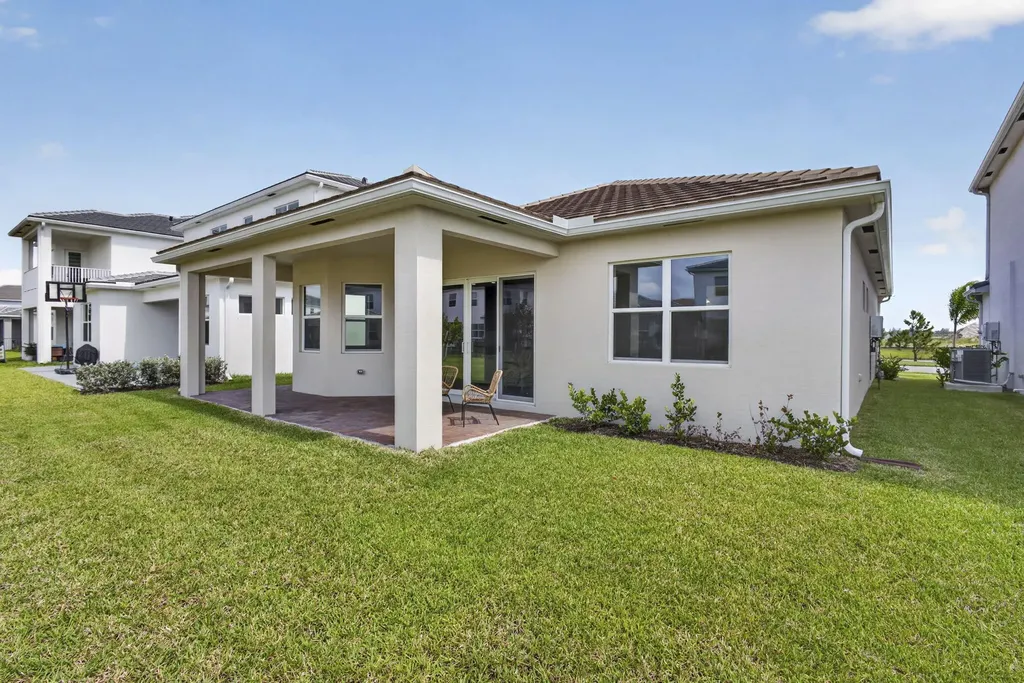 13722 Spruce Pine Drive Westlake FL 33470