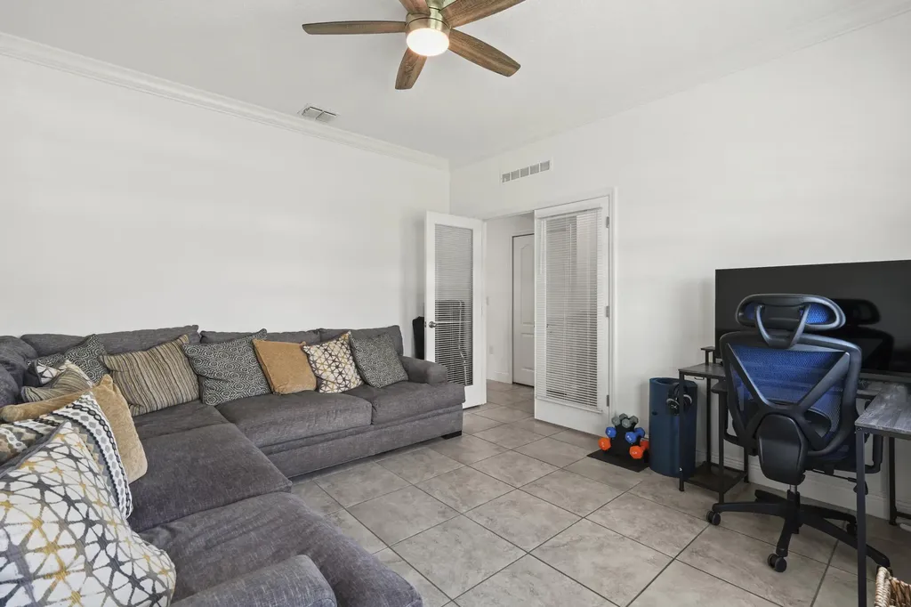 1066 SW John Maccormack Terrace Port St Lucie FL 34953