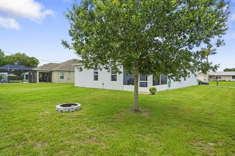 1066 SW John Maccormack Terrace Port St Lucie FL 34953