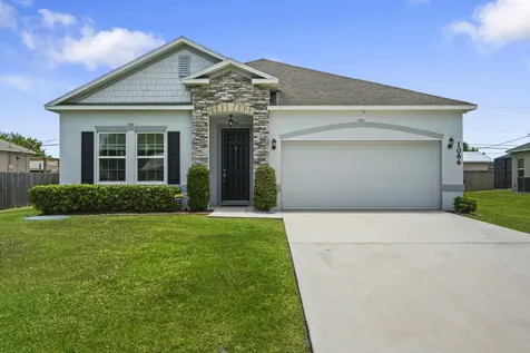 1066 SW John Maccormack Terrace Port St Lucie FL 34953