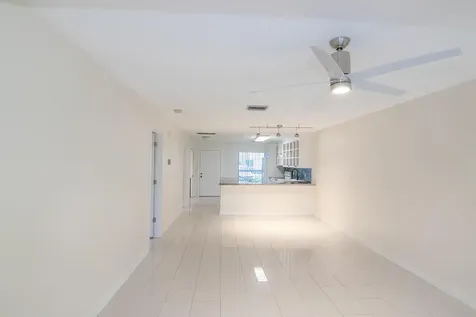 13741 Flora Place Delray Beach FL 33484