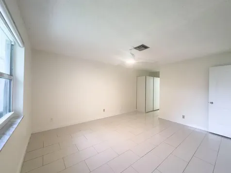 13741 Flora Place Delray Beach FL 33484