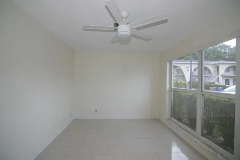 13741 Flora Place Delray Beach FL 33484