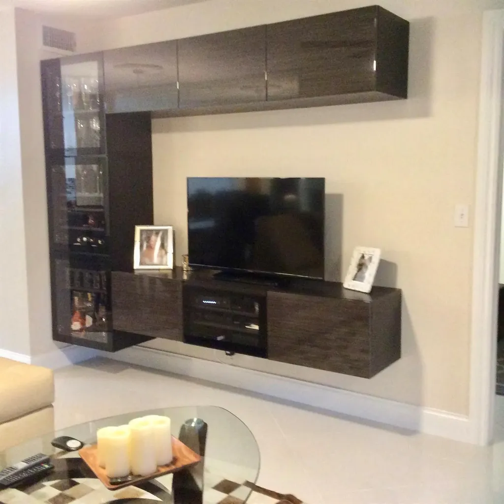 2220 N Cypress Bend Drive Pompano Beach FL 33069