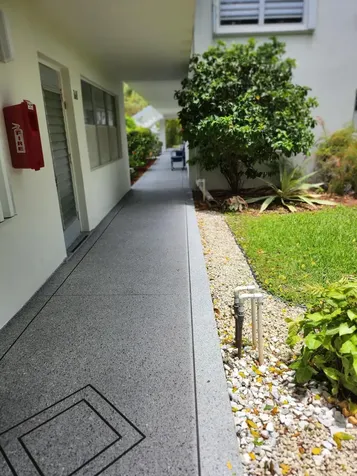 168 Durham Deerfield Beach FL 33442
