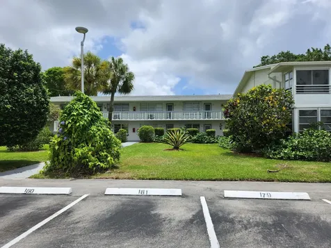 168 Durham Deerfield Beach FL 33442