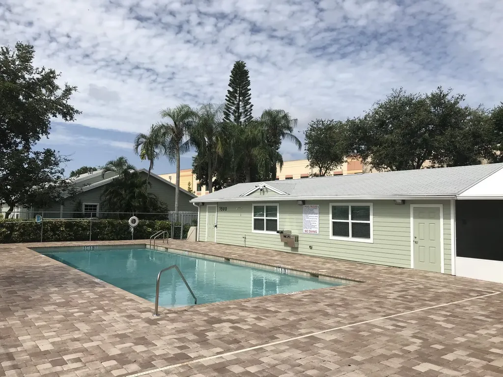 1534 Royal Forest Court West Palm Beach FL 33406