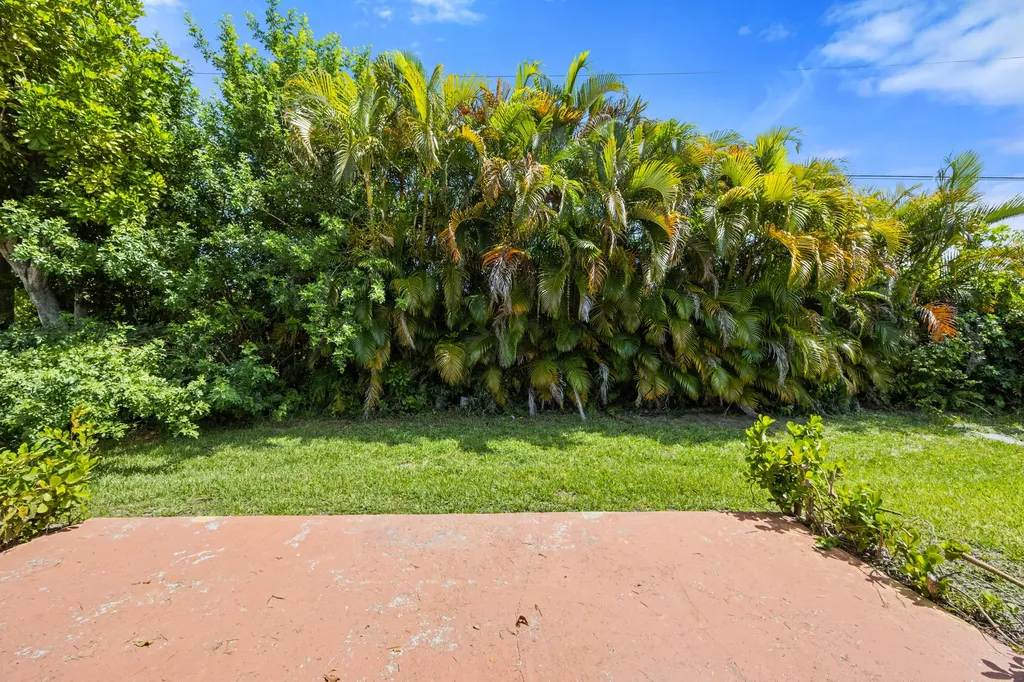 5227 Copperleaf Circle Delray Beach FL 33484