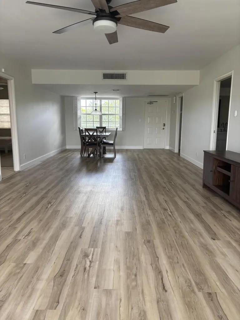555 Oaks Lane Pompano Beach FL 33069