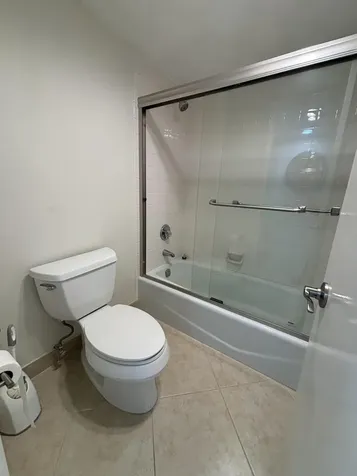 555 Oaks Lane Pompano Beach FL 33069