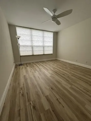 555 Oaks Lane Pompano Beach FL 33069