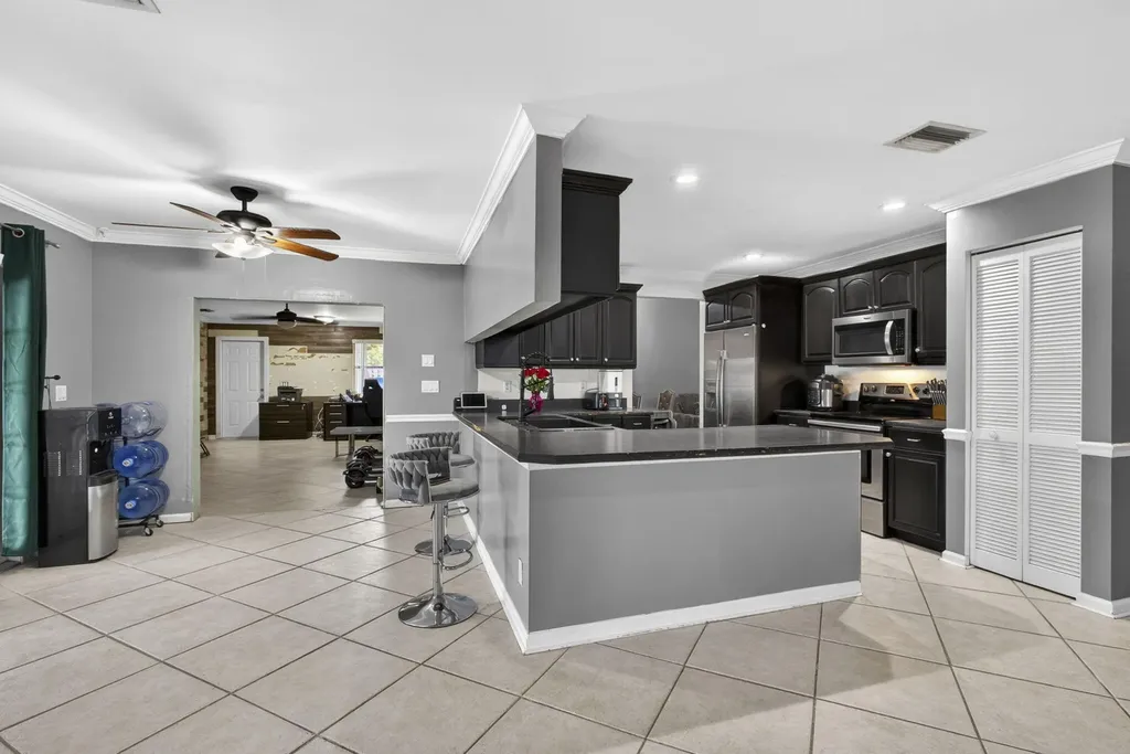 106 Segovia Court Royal Palm Beach FL 33411