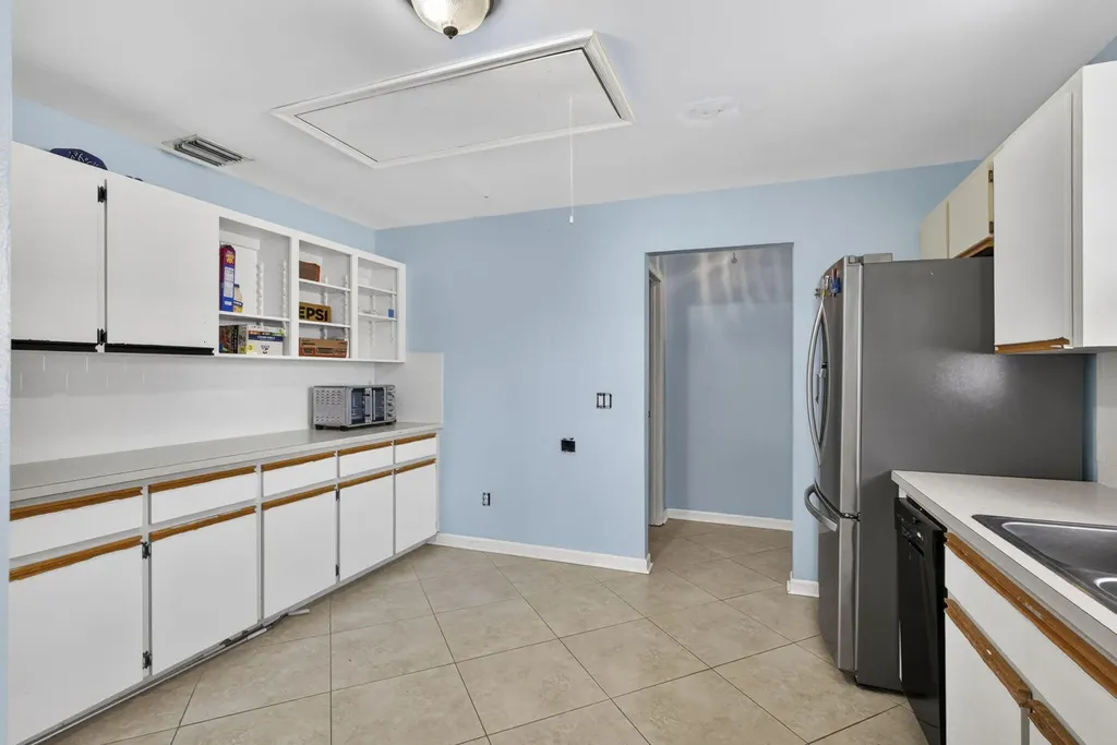 106 Segovia Court Royal Palm Beach FL 33411