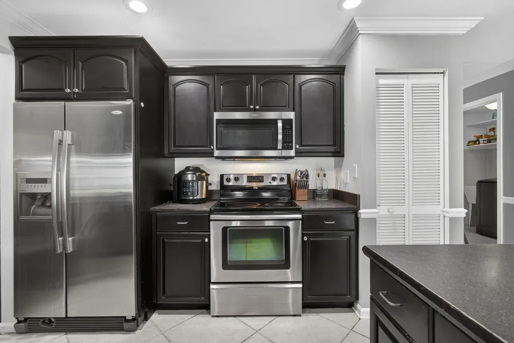 106 Segovia Court Royal Palm Beach FL 33411