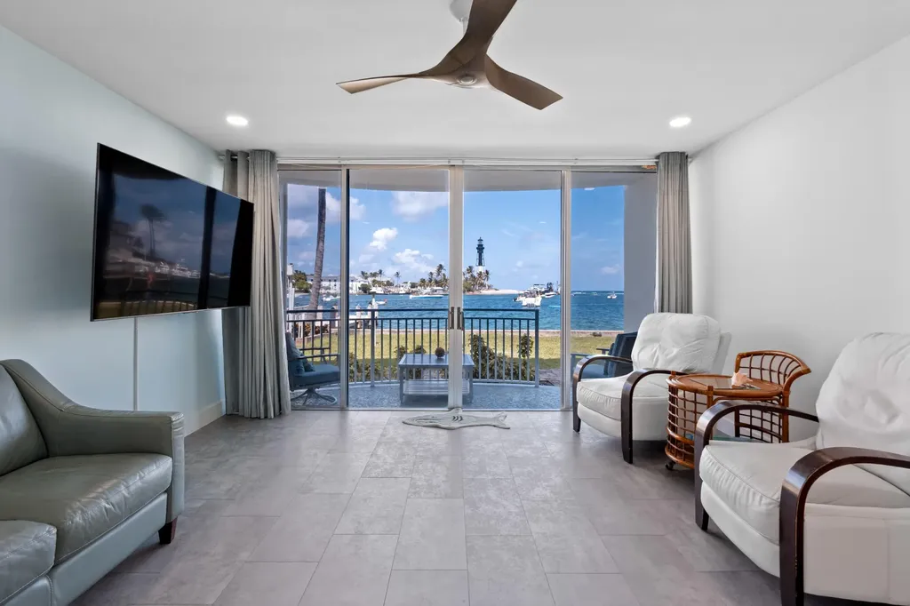 2508 Bay Drive Pompano Beach FL 33062
