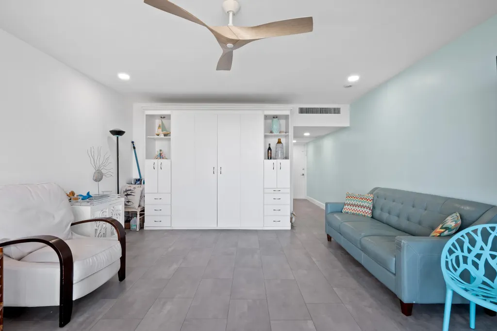 2508 Bay Drive Pompano Beach FL 33062