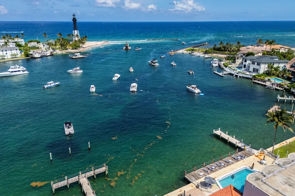 2508 Bay Drive Pompano Beach FL 33062