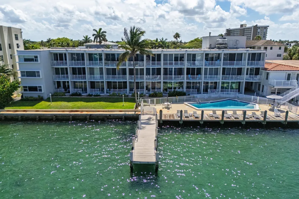 2508 Bay Drive Pompano Beach FL 33062