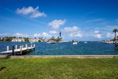 2508 Bay Drive Pompano Beach FL 33062