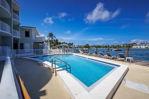 2508 Bay Drive Pompano Beach FL 33062