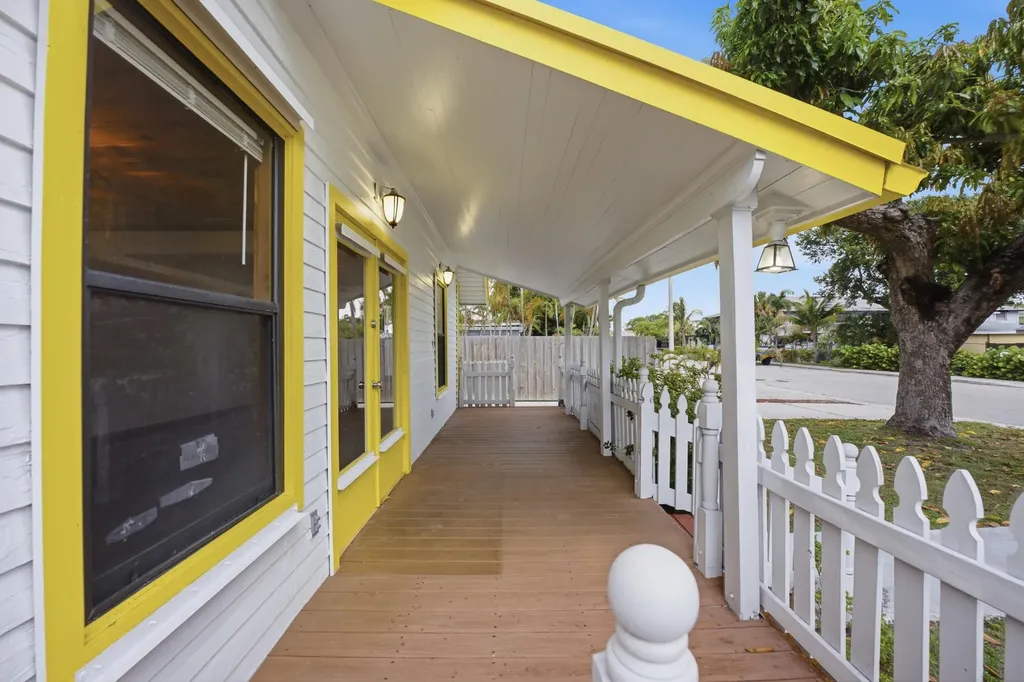 1021 S N Street Lake Worth Beach FL 33460