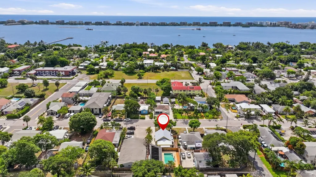 1021 S N Street Lake Worth Beach FL 33460