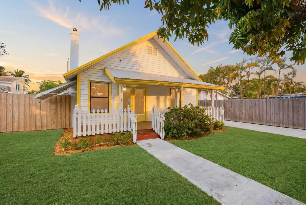 1021 S N Street Lake Worth Beach FL 33460
