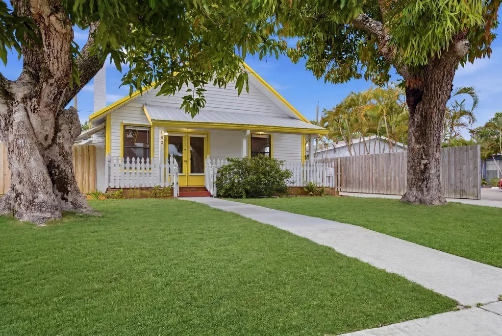 1021 S N Street Lake Worth Beach FL 33460