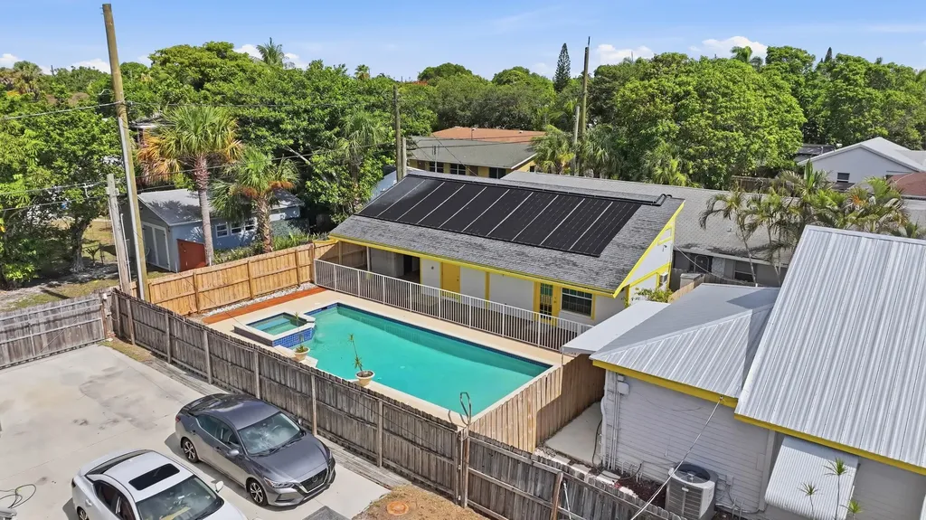 1021 S N Street Lake Worth Beach FL 33460