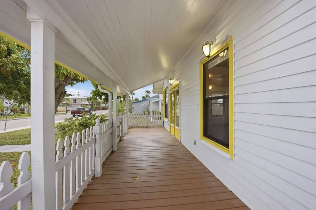 1021 S N Street Lake Worth Beach FL 33460