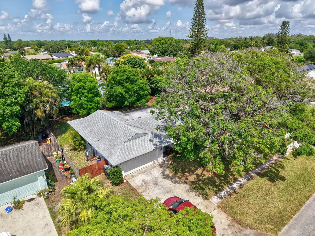 1197 Belmore Terrace Wellington FL 33414