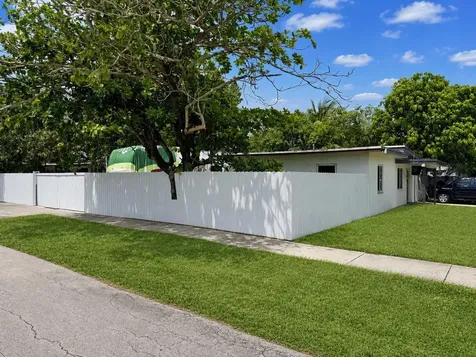 1100 NW 141st Street Miami FL 33168