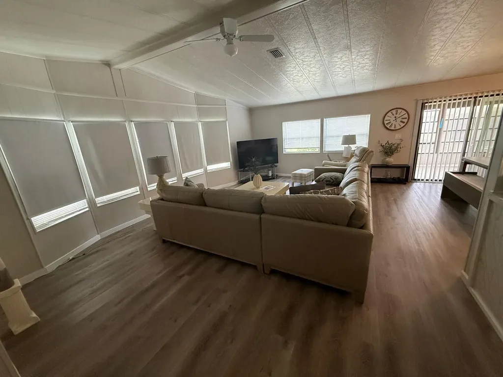 698 Sunny South Avenue Boynton Beach FL 33436