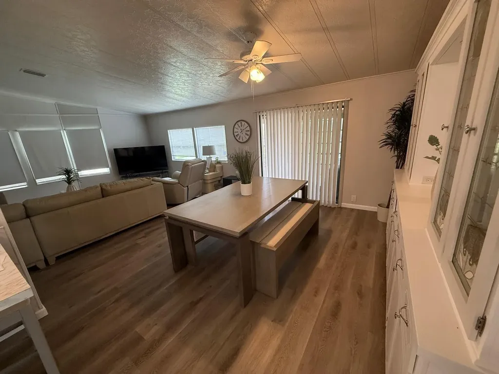 698 Sunny South Avenue Boynton Beach FL 33436