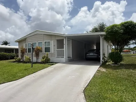 698 Sunny South Avenue Boynton Beach FL 33436