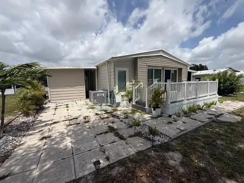 698 Sunny South Avenue Boynton Beach FL 33436