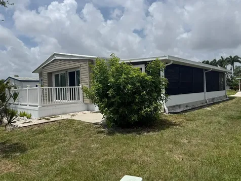 698 Sunny South Avenue Boynton Beach FL 33436