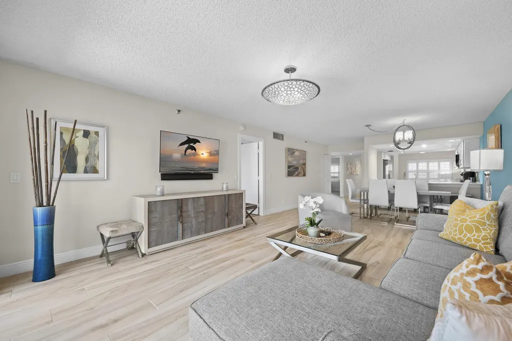 1045 Ocean Drive Juno Beach FL 33408