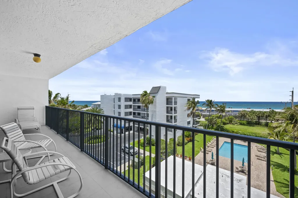 1045 Ocean Drive Juno Beach FL 33408