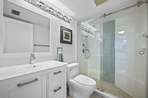 1045 Ocean Drive Juno Beach FL 33408