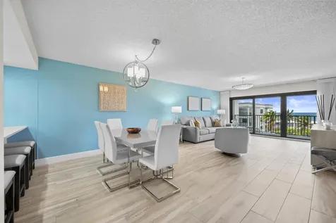 1045 Ocean Drive Juno Beach FL 33408