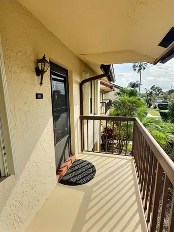 4682 E Lucerne Lakes Boulevard Boulevard E Lake Worth FL 33467