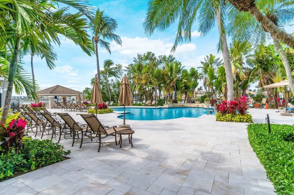 3604 S Ocean Boulevard Highland Beach FL 33487